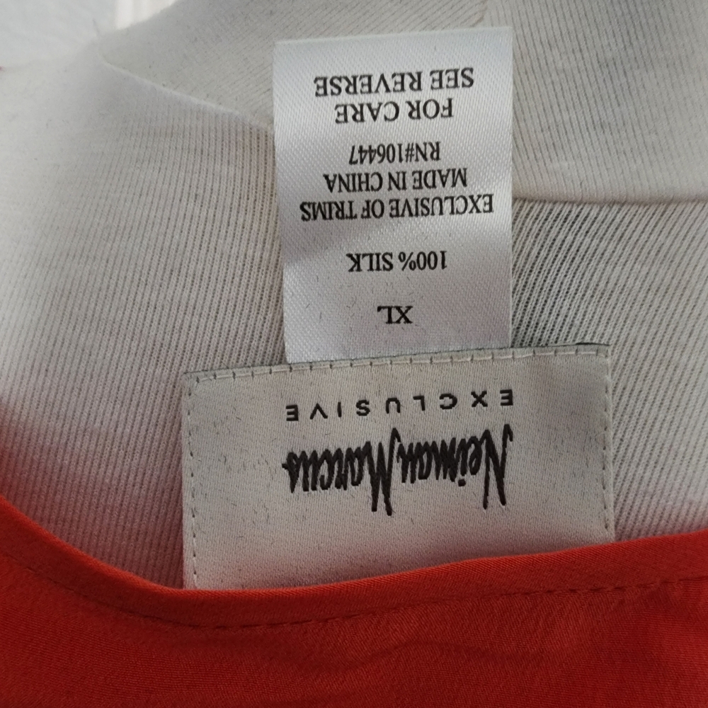 Neiman Marcus Red and Black Tunic Top - Picture 5 of 5